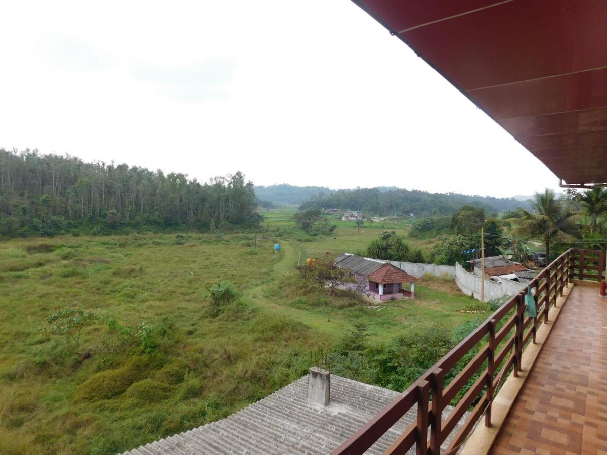 Cauvery Homestay Somvārpet المظهر الخارجي الصورة