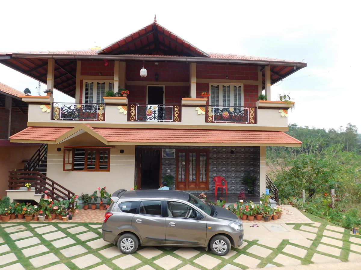 Cauvery Homestay Somvārpet المظهر الخارجي الصورة